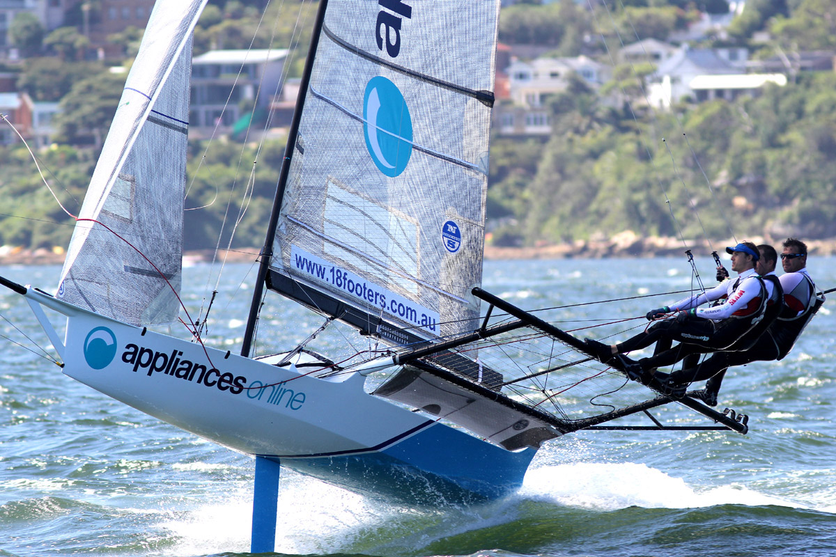 LIVE STREAM 18 footers racing on Sydney Harbour