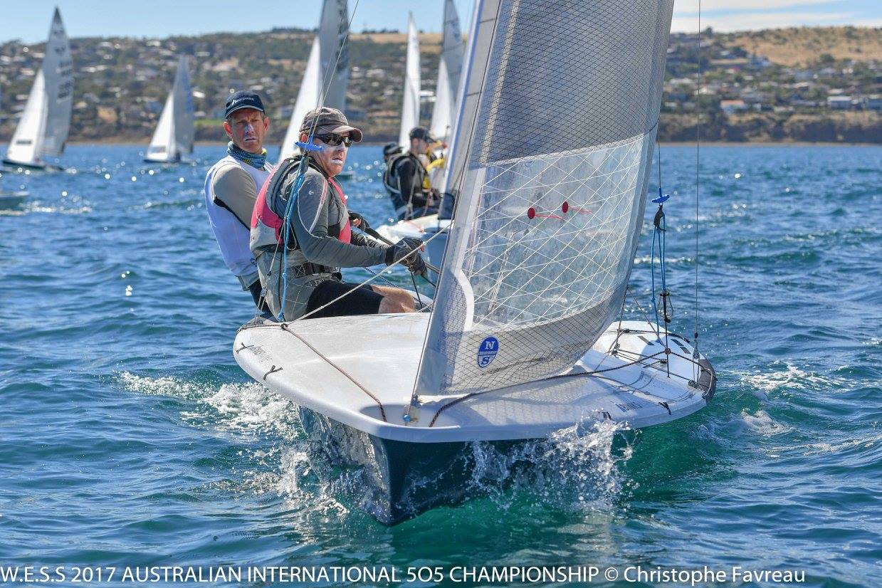 505 Nationals | Local knowledge prevails in light opening race