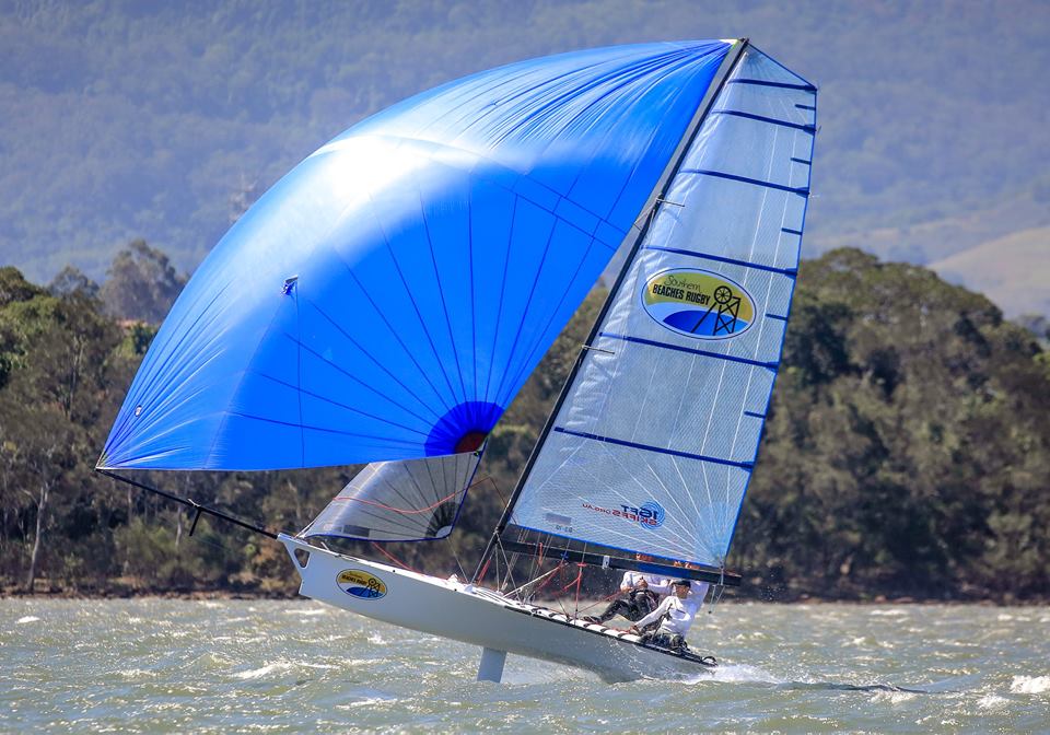 16ft Skiff Nationals | Tight racing at the top on Lake Illawarra