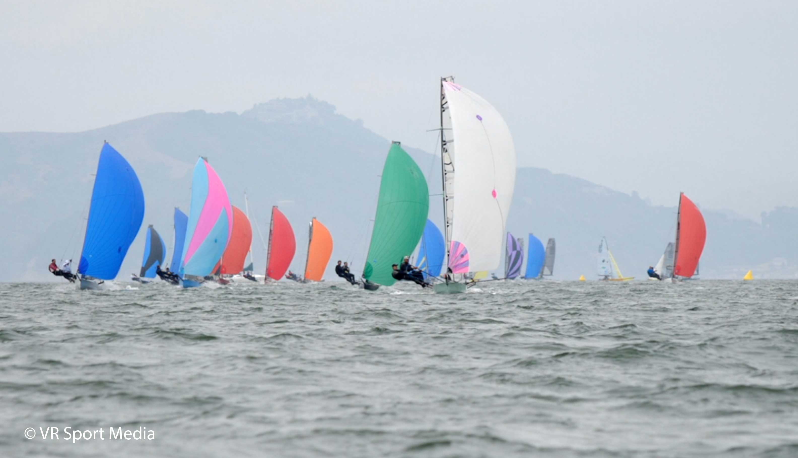 I14 Worlds – Mixed day for Aussies as breeze lightens – VIDEO